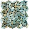 Mozaika z ciętych otoczaków GREEN PEBBLE Mozaika z ciętych otoczaków GREEN PEBBLE – widok plastra płaskiej mozaiki