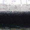 Mozaika z otoczaków Black Sumatra Mozaika z otoczaków Black Sumatra – ciemny pas kamieni u podstawy ściany